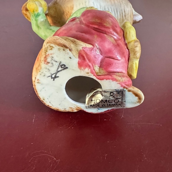 Vintage HOMCO Porcelain Country Mouse Holding Ear of Corn Series #5601 - Picture 4 of 4